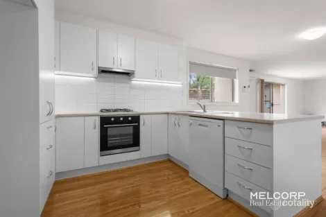 Property photo of 4/18 Bleazby Street Bentleigh VIC 3204