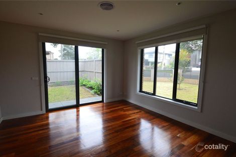 Property photo of 8A Martin Place Glen Waverley VIC 3150