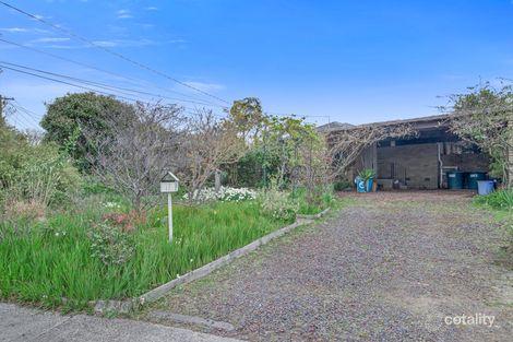 Property photo of 17 Wren Drive Noble Park North VIC 3174