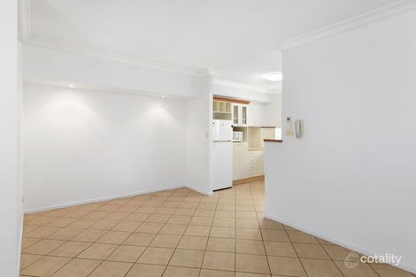 Property photo of 405/2-10 Greenslopes Street Cairns North QLD 4870