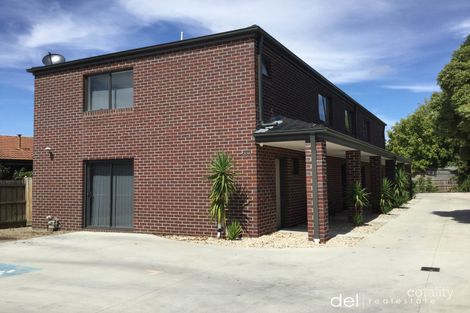 5/51 Henry St, Pakenham, VIC 3810