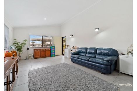 Property photo of 31 Monash Road Loganlea QLD 4131