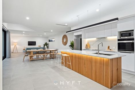 5 Penzance Tce, Mindarie, WA 6030