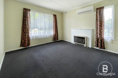 Property photo of 11 Yew Street Wendouree VIC 3355