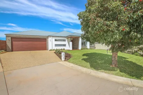 6 PEM COVE, LENEVA, VIC 3691
