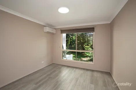 Property photo of 18/47 Newcomen Street Indooroopilly QLD 4068