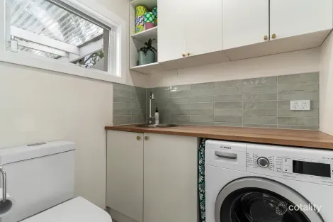 Property photo of 4 Baxter Crescent Baxter VIC 3911