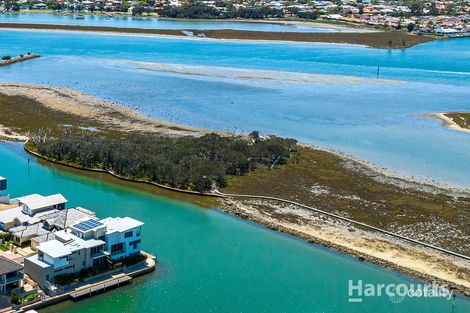 Property photo of 11 Nyari Court Halls Head WA 6210