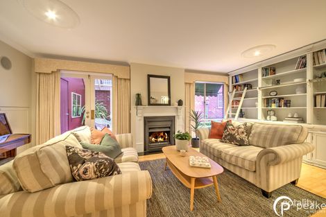 Property photo of 10 Gingham Place Berwick VIC 3806