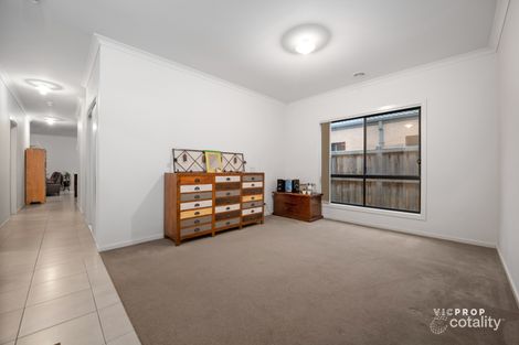 Property photo of 9 Casino Parade Point Cook VIC 3030