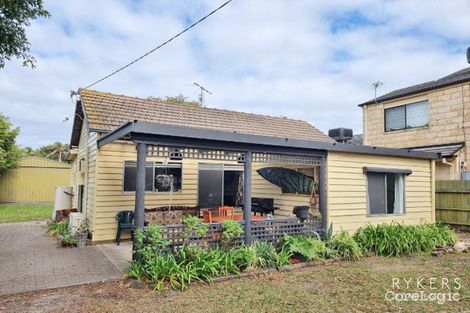 Property photo of 68 Roadknight Street Lakes Entrance VIC 3909