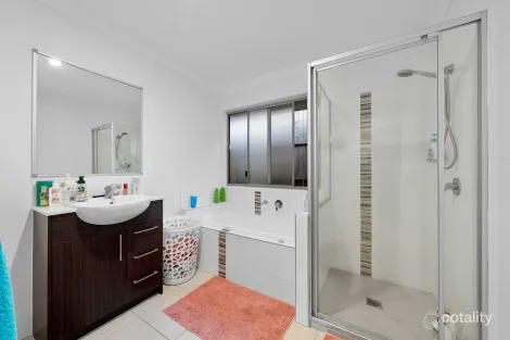 Property photo of 15 Graham Street Pimpama QLD 4209