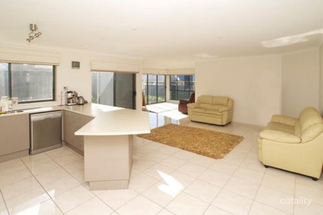 Property photo of 152 Haywards Bay Drive Haywards Bay NSW 2530