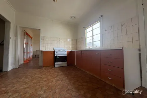 Property photo of 6 Collins Street St Albans VIC 3021