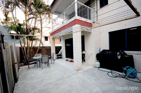 Property photo of 3/170 Whiting Street Labrador QLD 4215