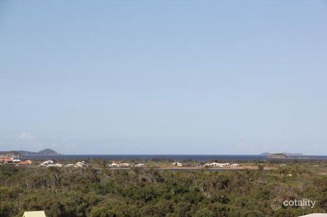 Property photo of 8 The Peak Zilzie QLD 4710
