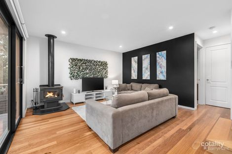 Property photo of 226 Rattray Road Montmorency VIC 3094