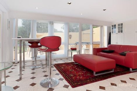 Property photo of 19 Kanburra Street Rye VIC 3941