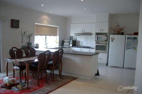 Property photo of 21-22 Malanie Close Narre Warren North VIC 3804