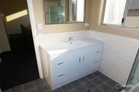Property photo of 294 Marine Parade Labrador QLD 4215