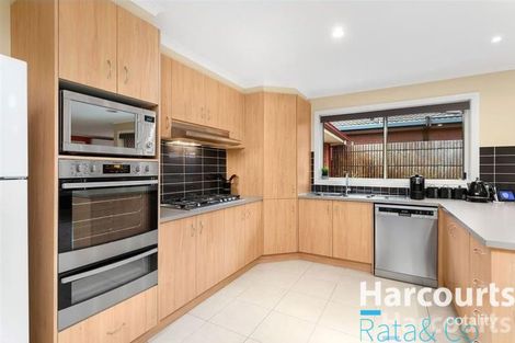Property photo of 17 Romina Way South Morang VIC 3752
