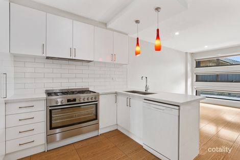 Property photo of 2/13 Oliver Court Fawkner VIC 3060