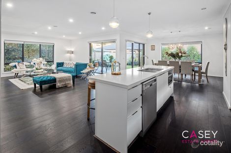 Property photo of 19 Broadbank Crescent Clyde North VIC 3978