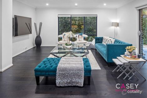 Property photo of 19 Broadbank Crescent Clyde North VIC 3978