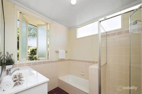 Property photo of 16 Argyle Street Red Hill QLD 4059