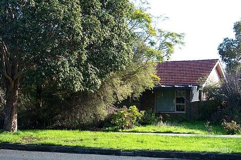 61 Bromley Rd, Hilton, WA 6163