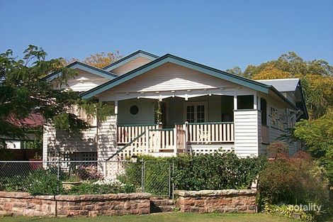 Property photo of 32 Bearsden Avenue Newmarket QLD 4051