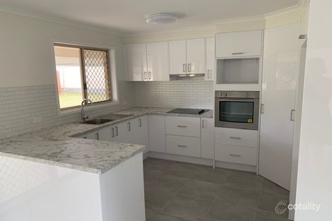 Property photo of 16 Hettwer Court Victoria Point QLD 4165