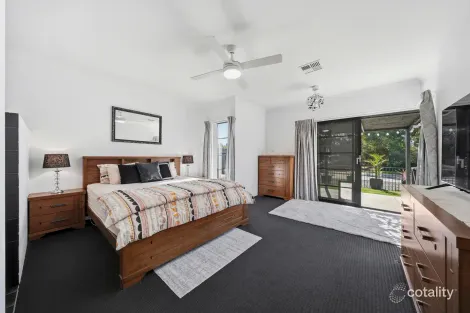 Property photo of 10 Cinnabar Loop Byford WA 6122