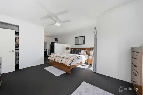 Property photo of 10 Cinnabar Loop Byford WA 6122