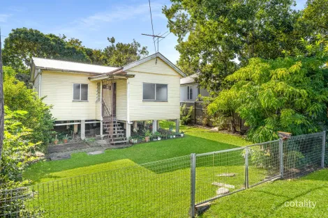 Property photo of 808 Wynnum Road Cannon Hill QLD 4170