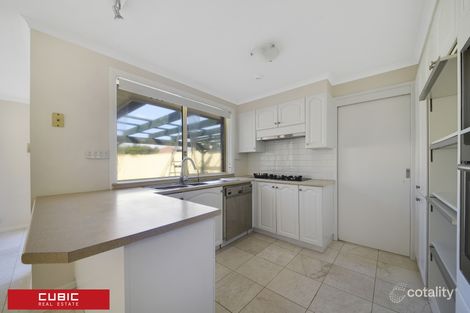 Property photo of 17 Fernleaf Court Wattle Grove NSW 2173