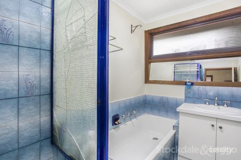 Property photo of 8 Mullin Court Cranbourne VIC 3977