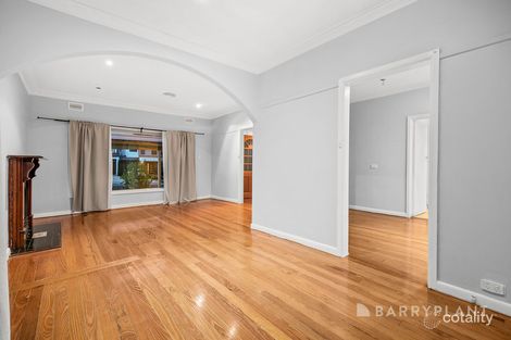 Property photo of 31 Chapman Avenue Glenroy VIC 3046