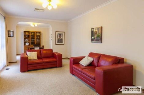 Property photo of 2/27 Montclair Avenue Glen Waverley VIC 3150