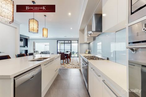 Property photo of 54 Horizon Circuit Moorebank NSW 2170