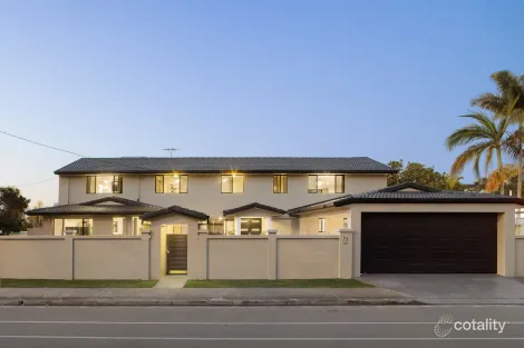 77 T E Peters Dr, Broadbeach Waters, QLD 4218