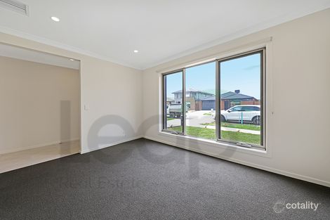 Property photo of 9 Princes Circuit Wallan VIC 3756