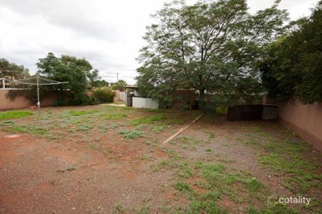 4 Mangini Ct, Boulder, WA 6432