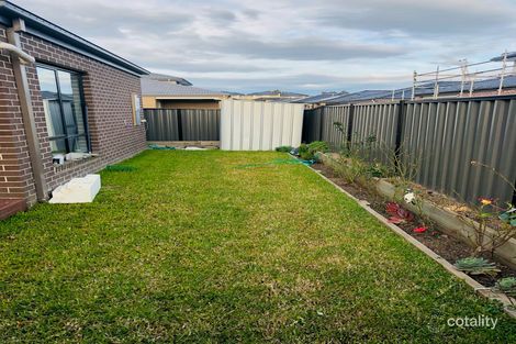 Property photo of 24 Rhynhurst Street Clyde North VIC 3978
