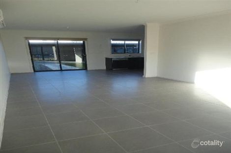 Property photo of 29 Huntingfield Street Craigieburn VIC 3064
