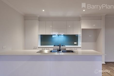 Property photo of 6 Verde Lane Keysborough VIC 3173