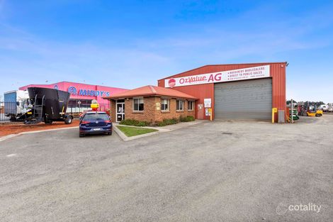 6 Wiltshire Lane, Delacombe, VIC 3356