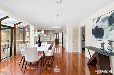 Property photo of 18 Lancelot Crescent Glen Waverley VIC 3150