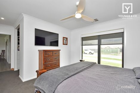 Property photo of 28 Lomandra Drive Kialla VIC 3631