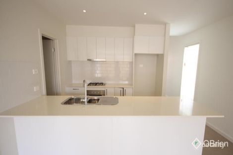 Property photo of 17 Jumbuck Circuit Carrum Downs VIC 3201